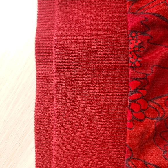 Adidas Floral Skirt in Red, Size Small - Picture 5 of 9